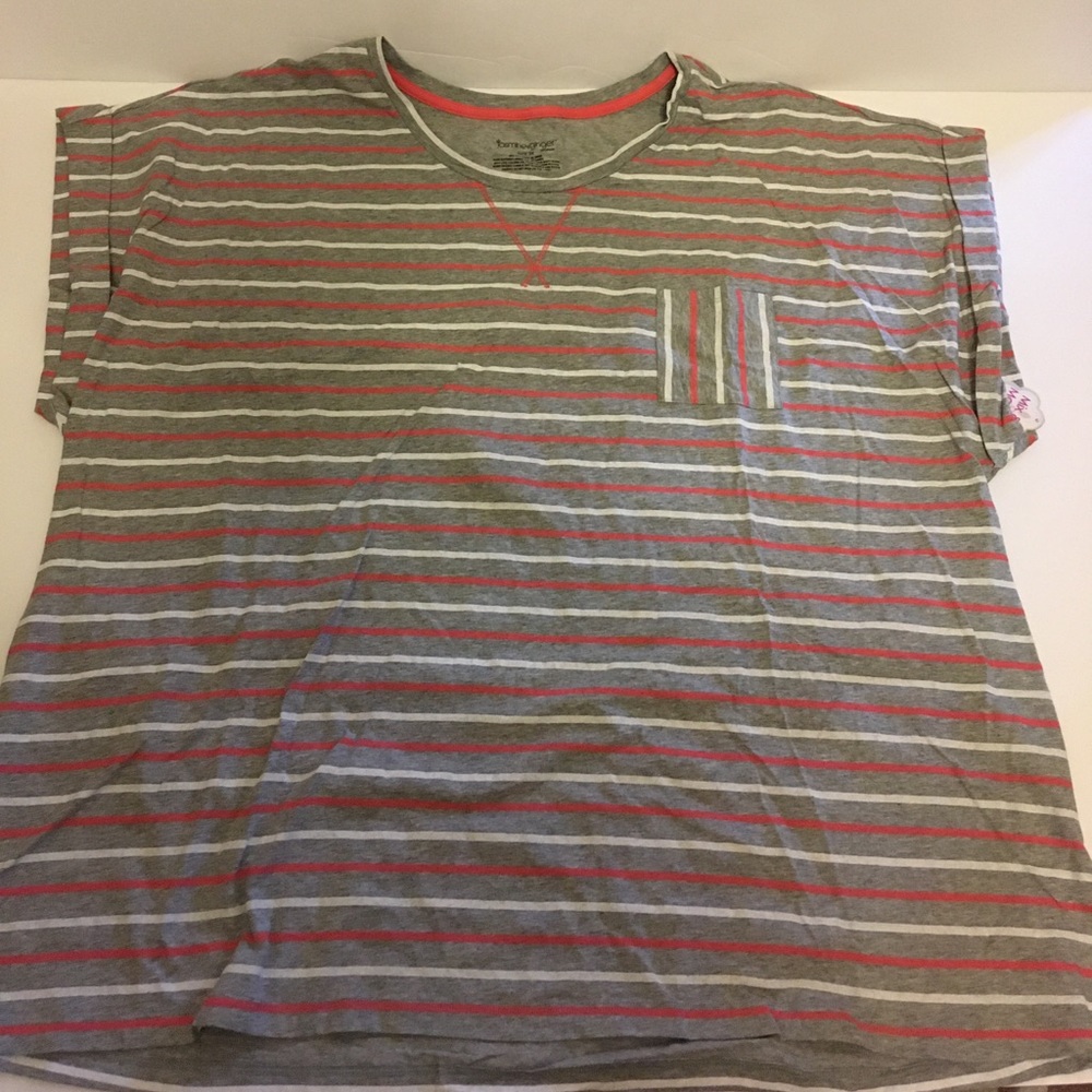 NWT-Jasmine & Ginger Loungewear Top, Sz. 3X

95% Cotton & 5% spandex
